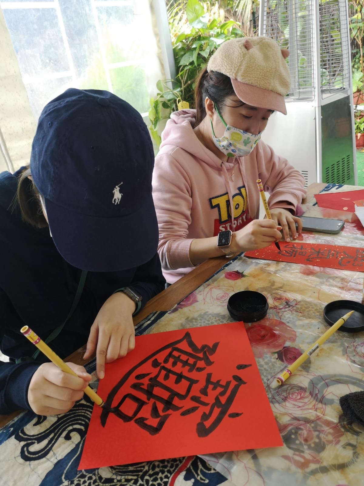 【貝澳】601 (6人)-工作坊連豪華露營車體驗套票 601 (親親小動物/早.晚餐)