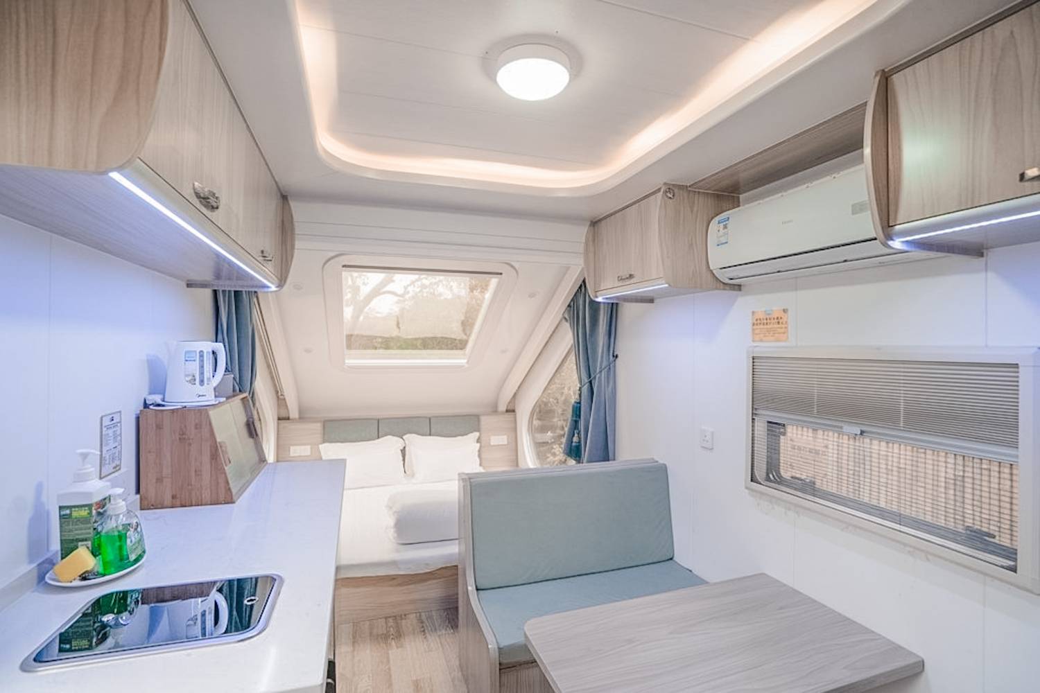 [燒烤]  貝澳戶外 BBQ Party｜露營車派對式燒烤體驗 | 朋友聚會、公司活動、家庭日、節日慶祝