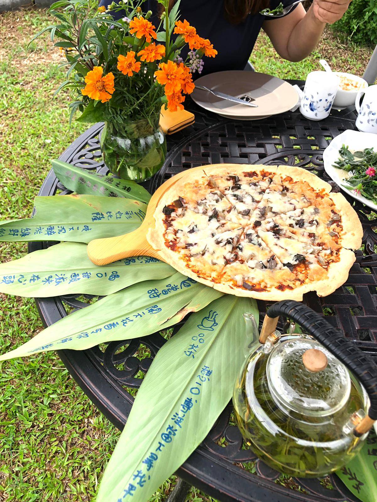 「貝澳露營車BBQ輕旅日｜BBQ．露營車．酵素體驗｜一價全包的自然慢活假期」